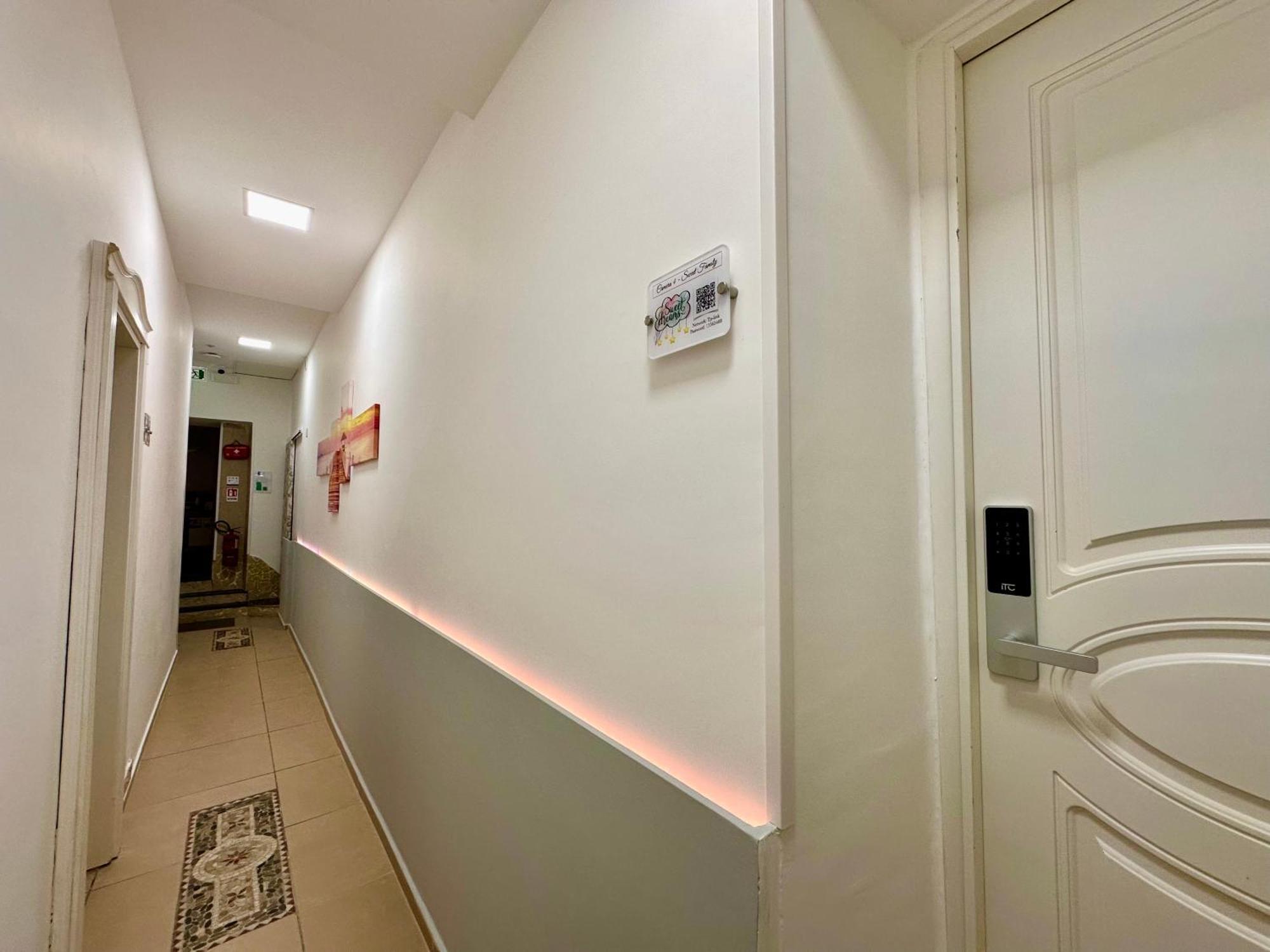 Bed and Breakfast Sweet Dreams Napoli Exterior foto